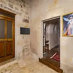 Zula Cave House