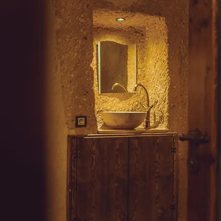 Zula Cave House Hotel *