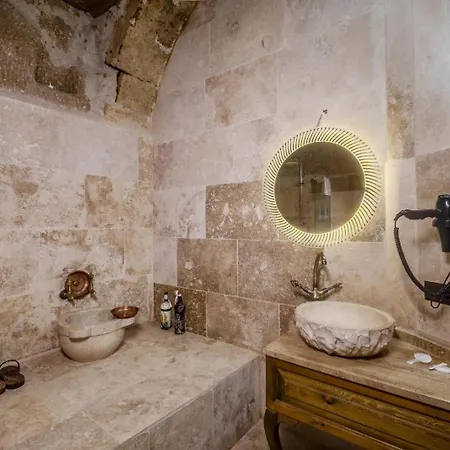 Zula Cave House Hotel