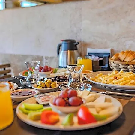 Zula Cave House Otel