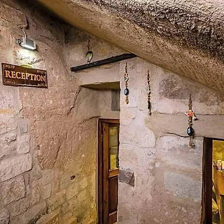 Отель Zula Cave House 5*