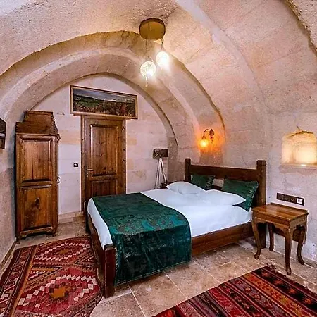 Отель Zula Cave House