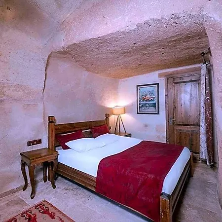 Отель Zula Cave House 5*