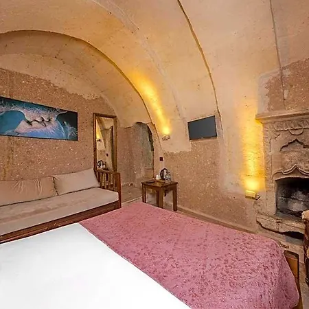 Zula Cave House 5*