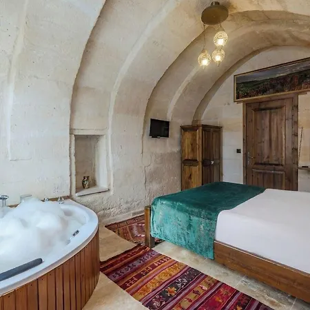 Otel Zula Cave House 5*