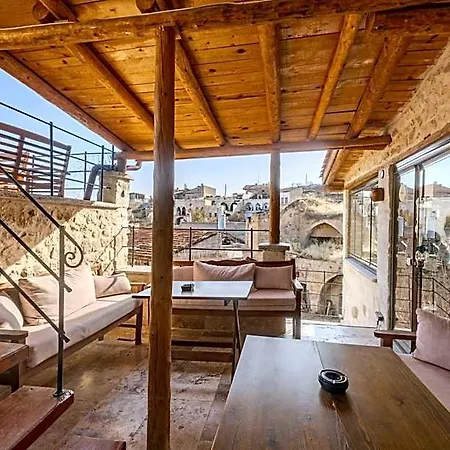 Otel Zula Cave House