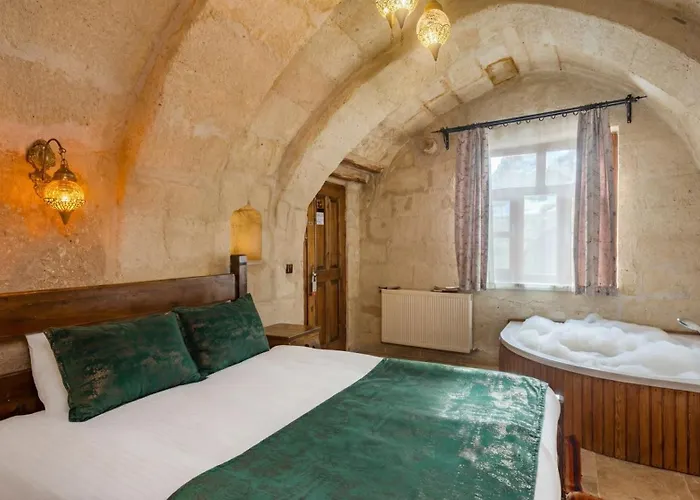 Hotel Zula Cave House *